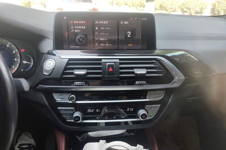 Used BMW X4 2019 xDrive25i M Sport Package Audio And AC Panel