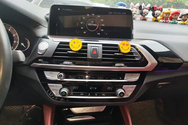Used BMW X4 2019 xDrive25i M Sport Package Audio And AC Panel