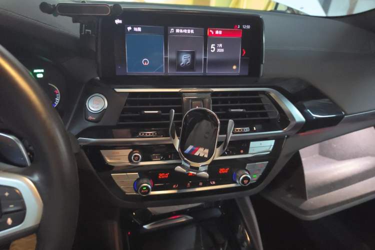 Used BMW X4 2019 xDrive25i M Sport Package Audio And AC Panel