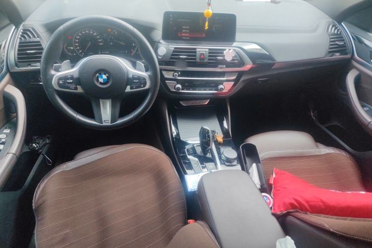 Used BMW X4 2019 xDrive25i M Sport Package Center Console