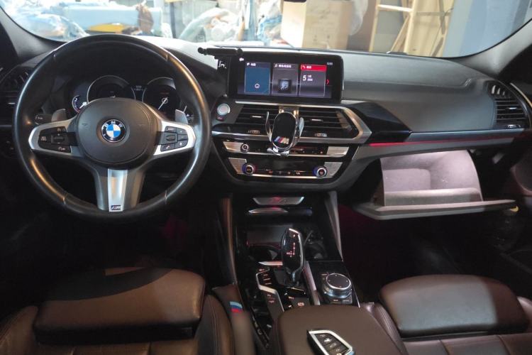 Used BMW X4 2019 xDrive25i M Sport Package Center Console