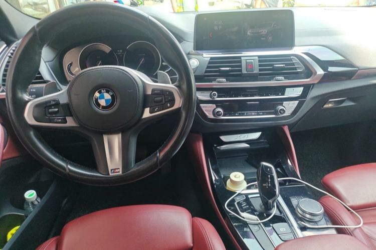 Used BMW X4 2019 xDrive25i M Sport Package Center Console