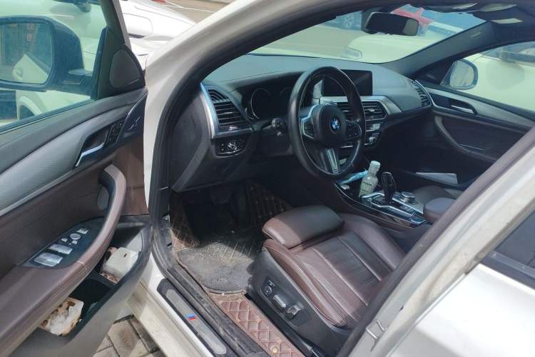 Used BMW X4 2019 xDrive30i M Sport Package Driver Seat