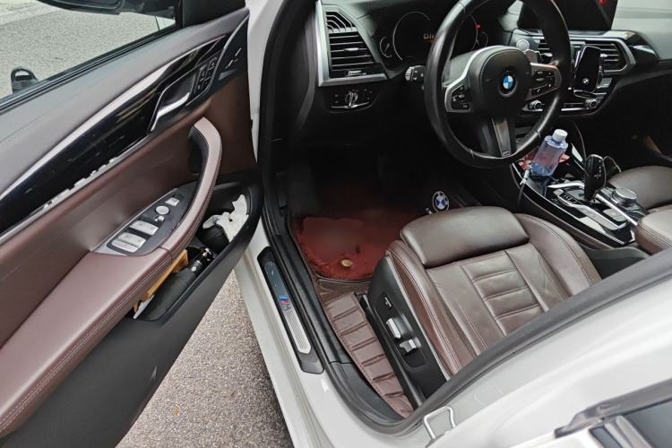 Used BMW X4 2019 xDrive25i M Sport Package Driver Seat