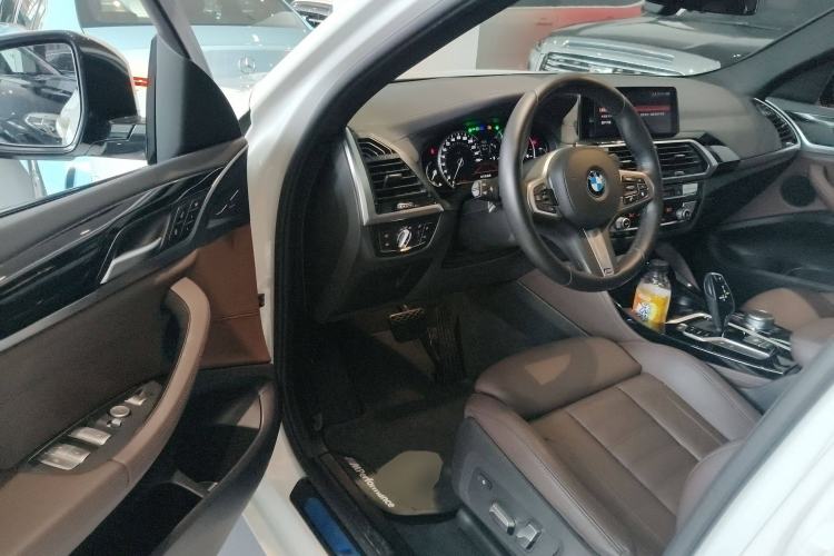 Used BMW X4 2019 xDrive25i M Sport Package Driver Seat
