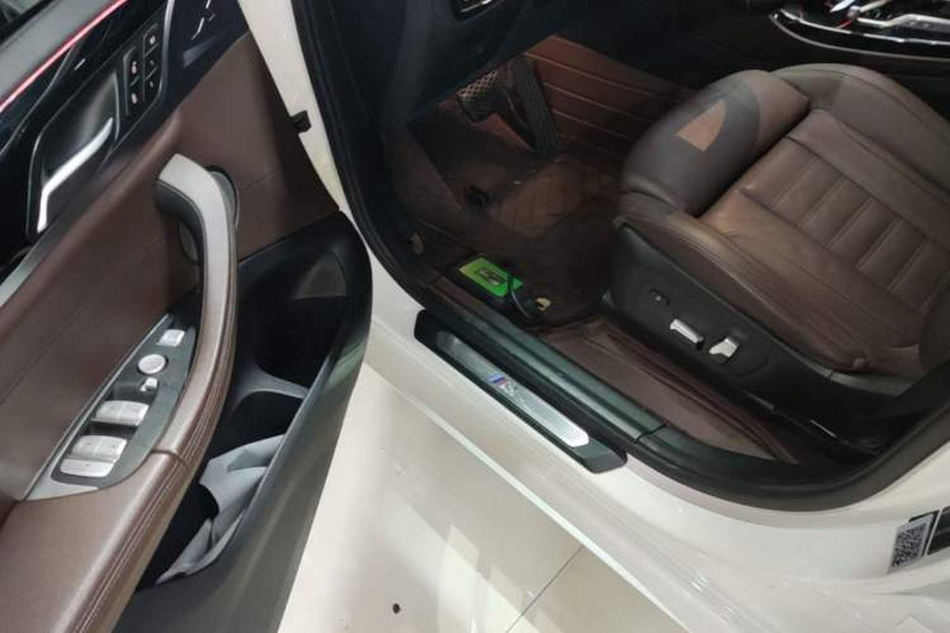 Used BMW X4 2019 xDrive25i M Sport Package Driver Seat