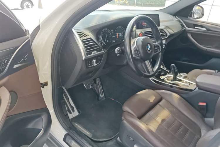 Used BMW X4 2019 xDrive25i M Sport Package Driver Seat