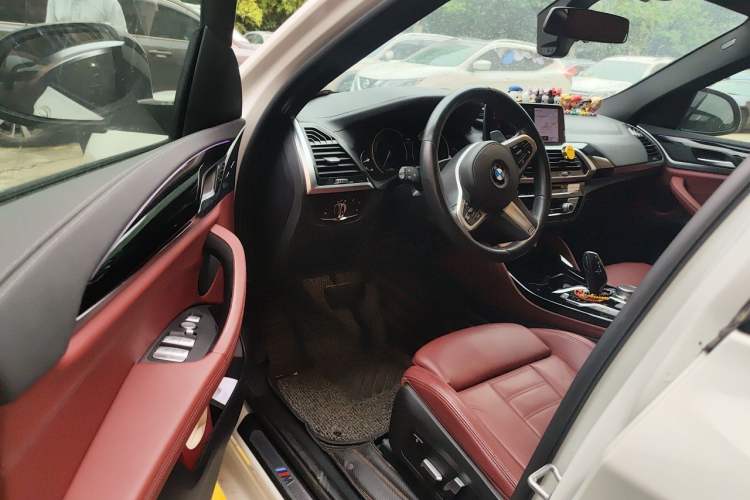 Used BMW X4 2019 xDrive25i M Sport Package Driver Seat