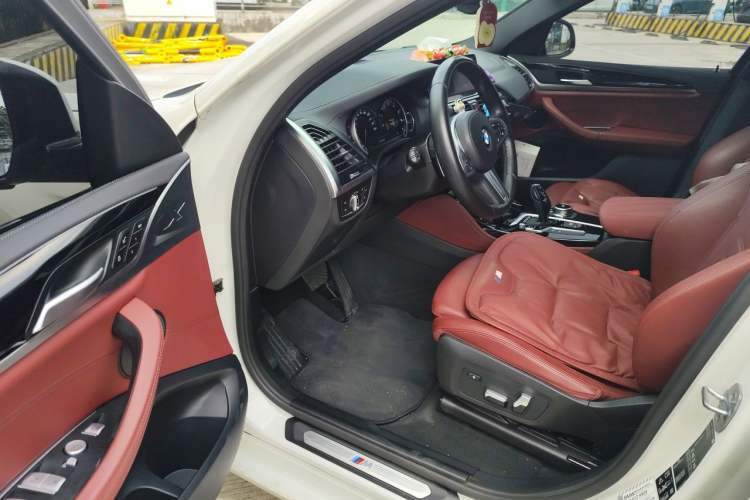 Used BMW X4 2019 xDrive25i M Sport Package Driver Seat