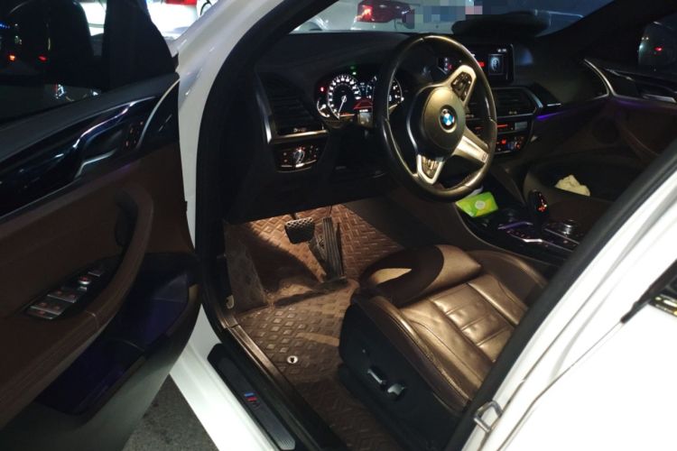 Used BMW X4 2019 xDrive25i M Sport Package Driver Seat