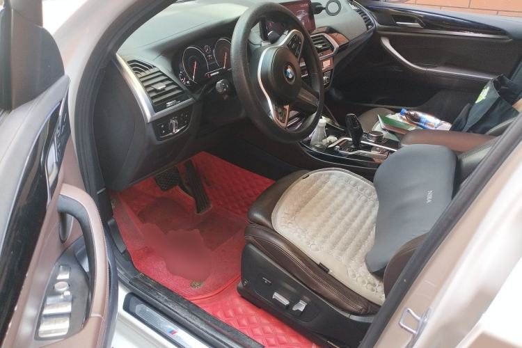 Used BMW X4 2019 xDrive25i M Sport Package Driver Seat