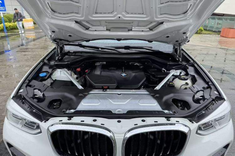 Used BMW X4 2019 xDrive25i M Sport Package Engine Bay