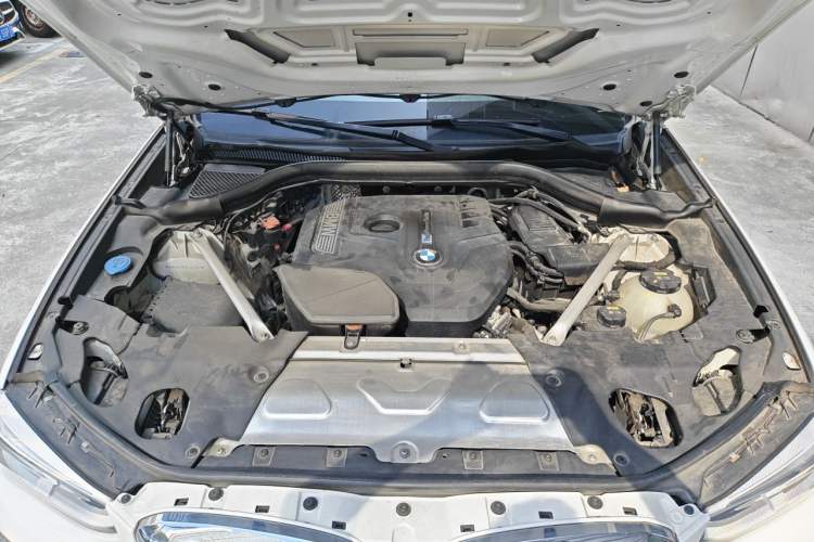 Used BMW X4 2019 xDrive25i M Sport Package Engine Bay
