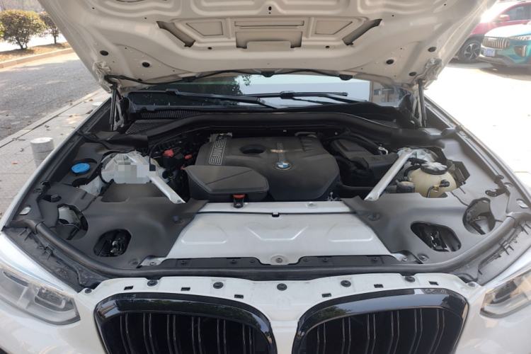 Used BMW X4 2019 xDrive25i M Sport Package Engine Bay