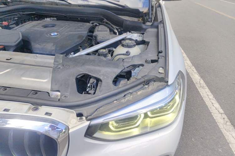 Used BMW X4 2019 xDrive25i M Sport Package Engine Bay Left