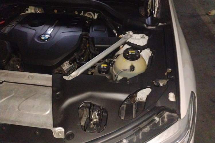Used BMW X4 2019 xDrive25i M Sport Package Engine Bay Left
