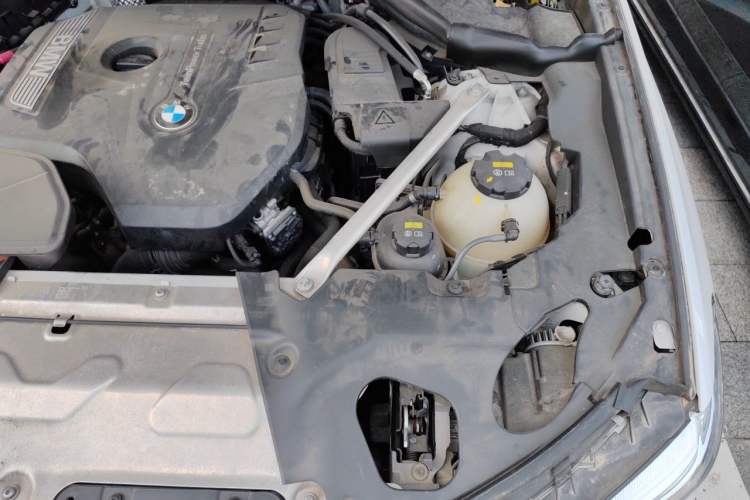 Used BMW X4 2019 xDrive25i M Sport Package Engine Bay Left
