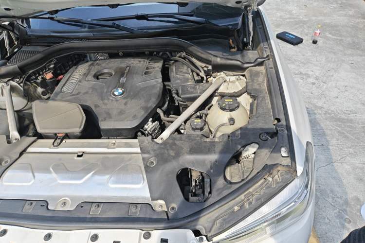 Used BMW X4 2019 xDrive25i M Sport Package Engine Bay Left