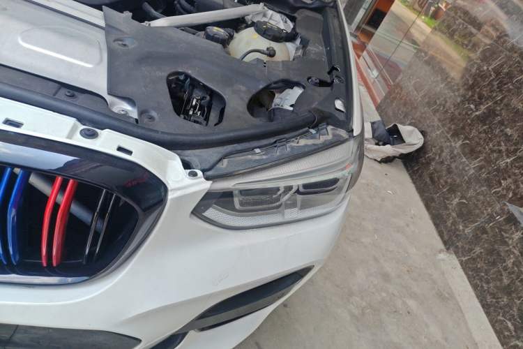 Used BMW X4 2019 xDrive25i M Sport Package Engine Bay Left