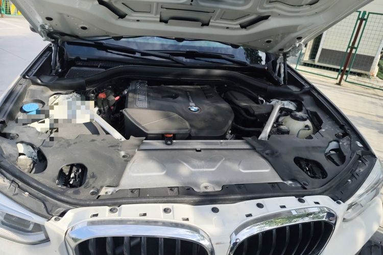 Used BMW X4 2019 xDrive25i M Sport Package Engine Bay