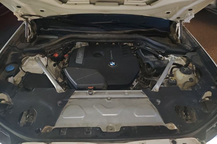 Used BMW X4 2019 xDrive25i M Sport Package Engine Bay