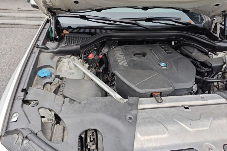 Used BMW X4 2019 xDrive25i M Sport Package Engine Bay Right