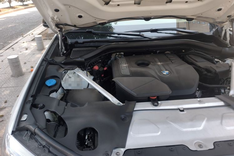 Used BMW X4 2019 xDrive25i M Sport Package Engine Bay Right