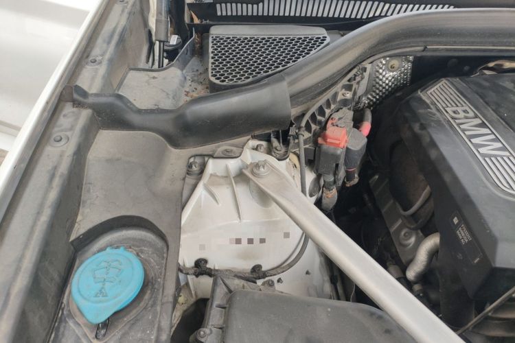 Used BMW X4 2019 xDrive25i M Sport Package Engine Bay Right