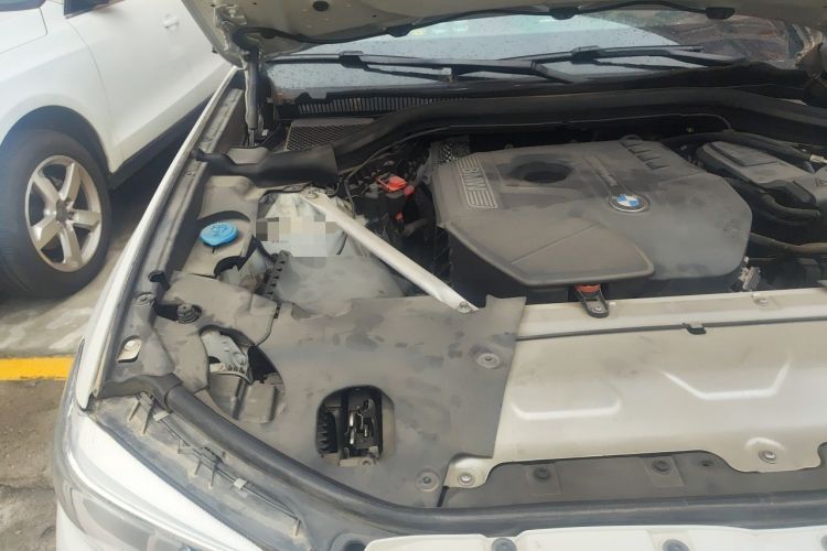 Used BMW X4 2019 xDrive25i M Sport Package Engine Bay Right