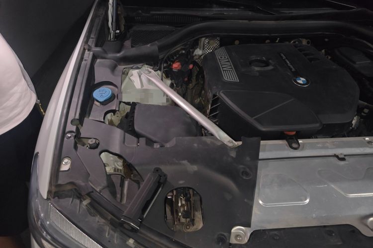 Used BMW X4 2019 xDrive25i M Sport Package Engine Bay Right