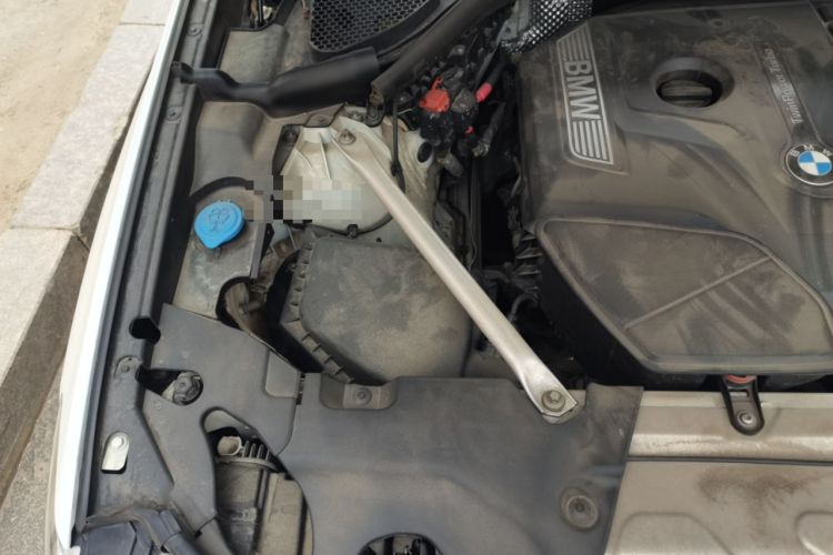 Used BMW X4 2019 xDrive25i M Sport Package Engine Bay Right