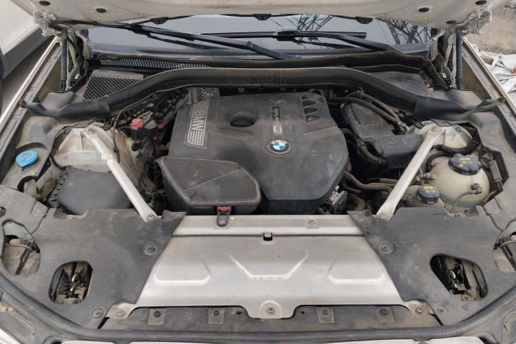 Used BMW X4 2019 xDrive25i M Sport Package Engine Bay