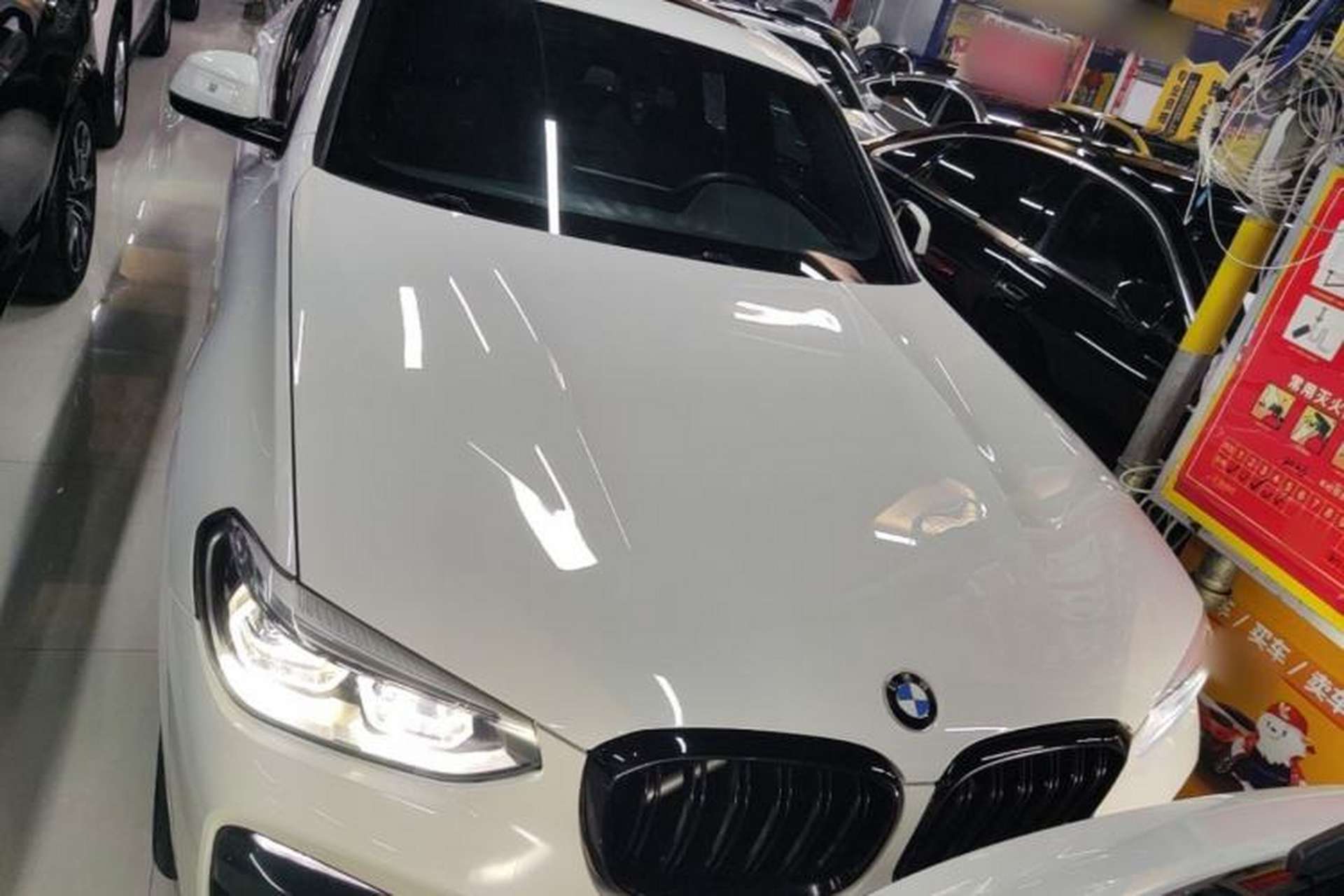 Used BMW X4 2019 xDrive25i M Sport Package Front