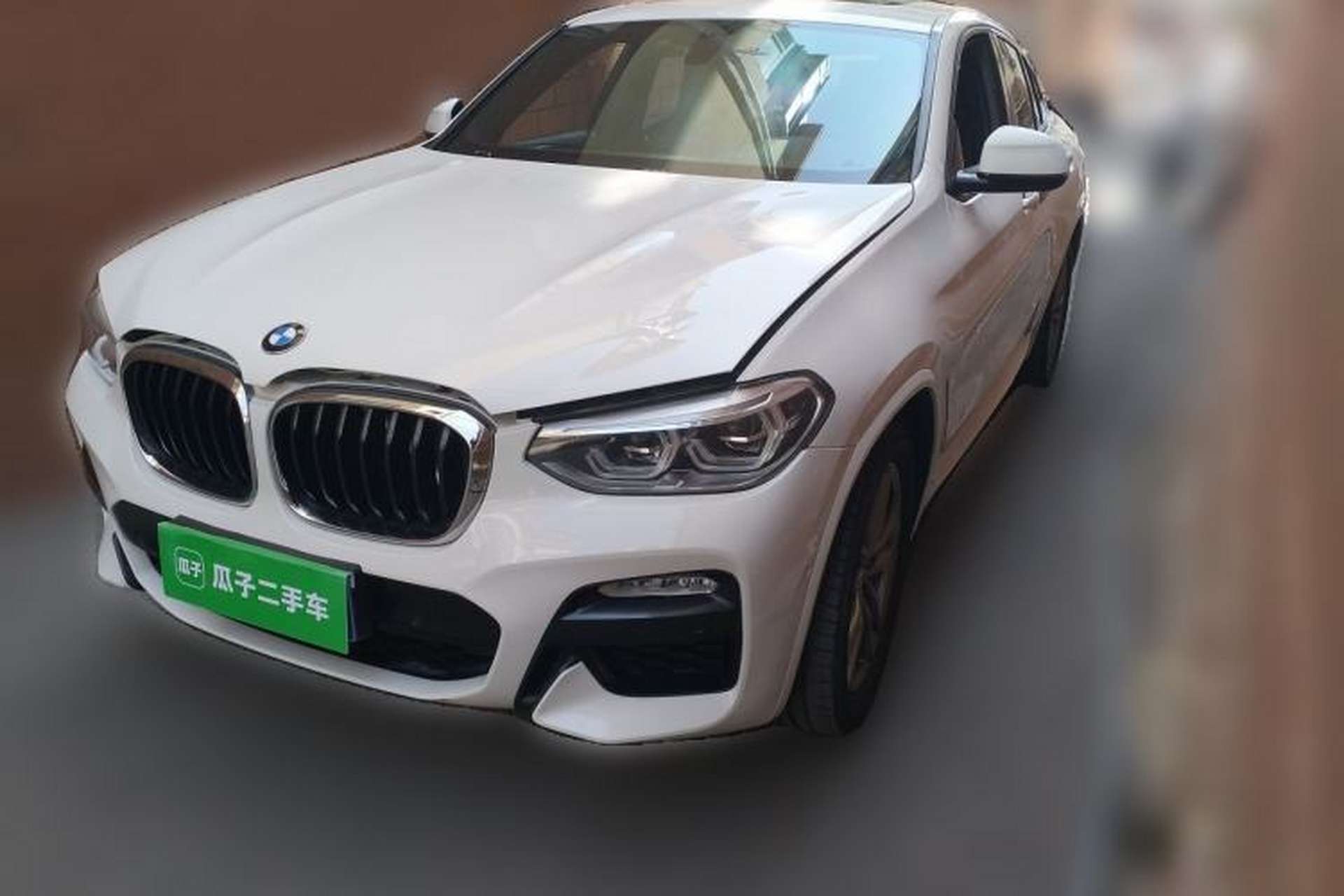 Used BMW X4 2019 xDrive25i M Sport Package Front Left 45 Deg