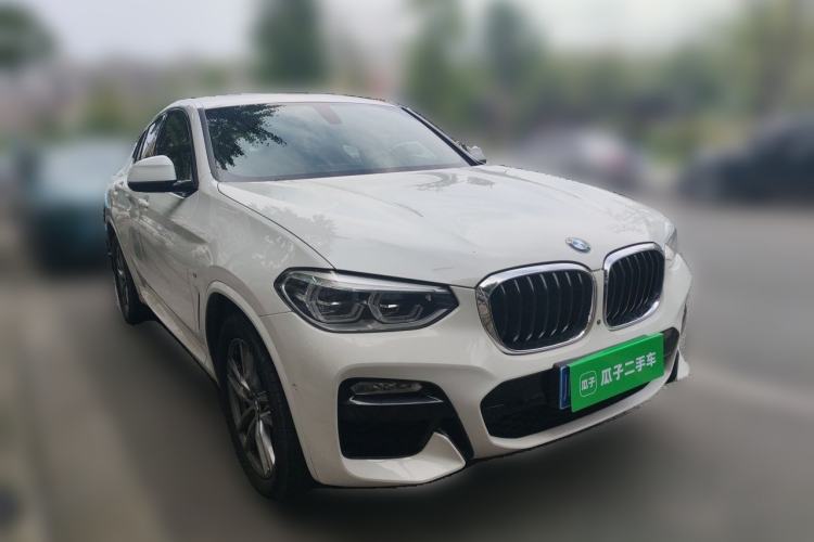 Used BMW X4 2019 xDrive25i M Sport Package Front Right 45 Deg
