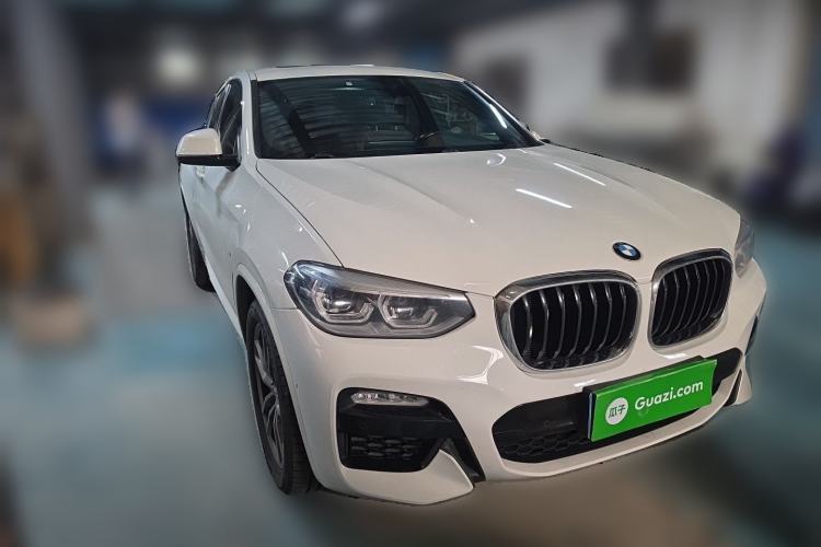Used BMW X4 2019 xDrive25i M Sport Package Front Right 45 Deg