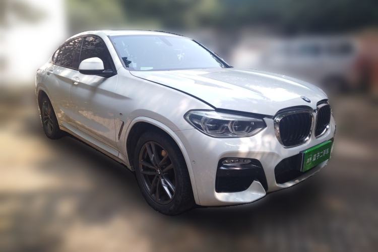Used BMW X4 2019 xDrive25i M Sport Package Front Right 45 Deg