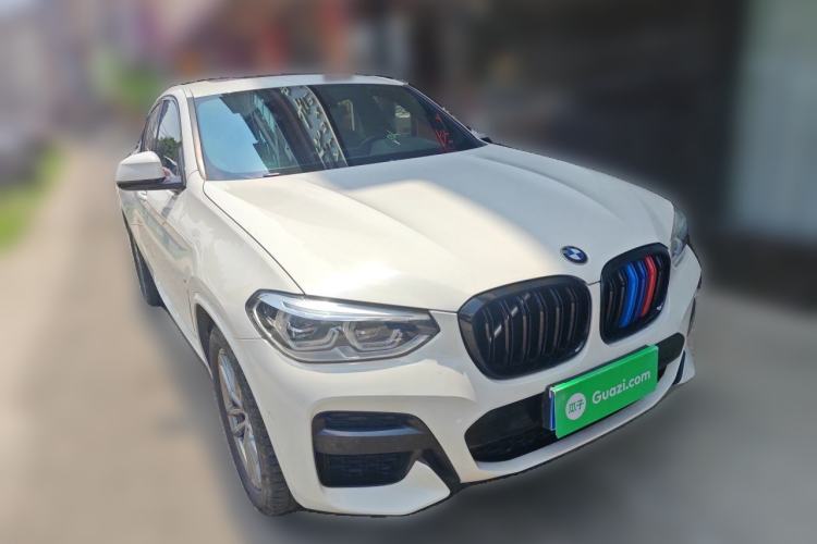 Used BMW X4 2019 xDrive25i M Sport Package Front Right 45 Deg