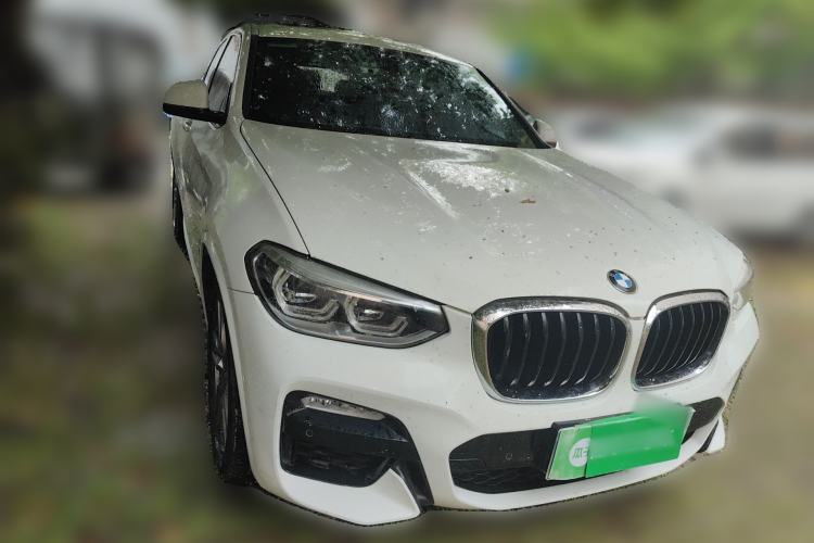 Used BMW X4 2019 xDrive25i M Sport Package Front Right 45 Deg