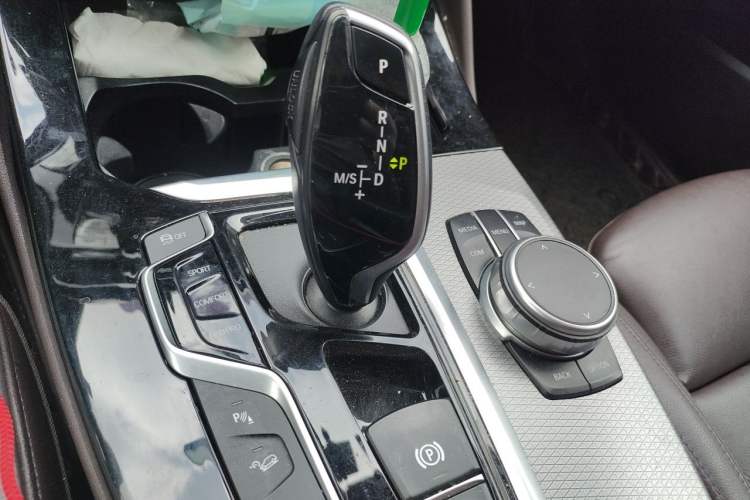 Used BMW X4 2019 xDrive30i M Sport Package Gear Lever