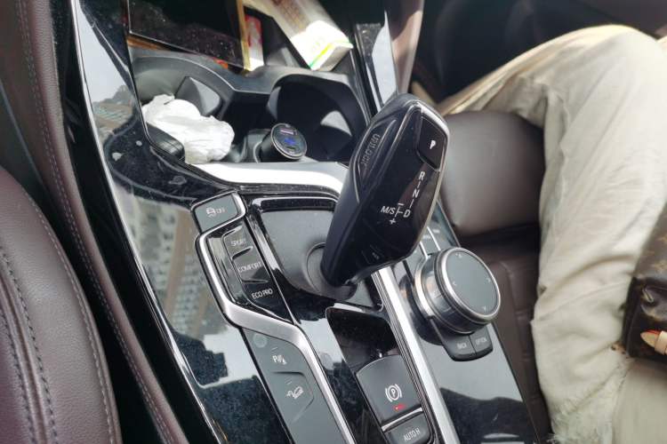Used BMW X4 2019 xDrive25i M Sport Package Gear Lever