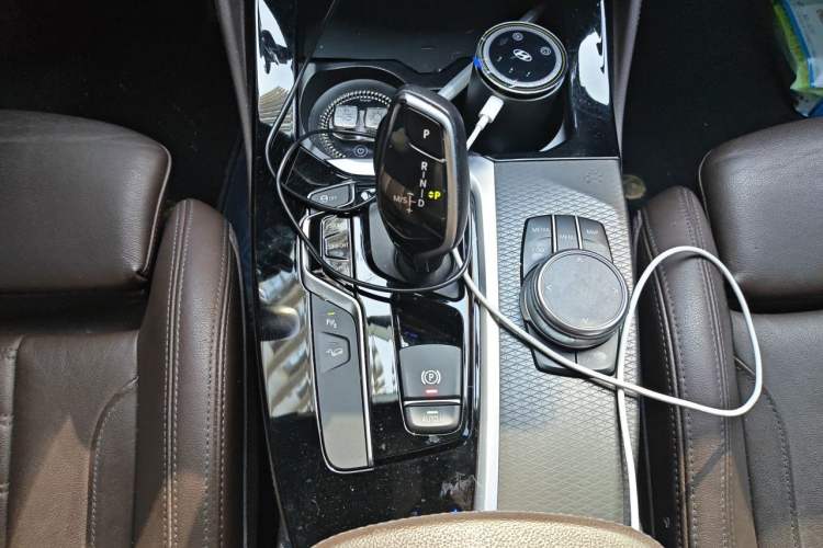 Used BMW X4 2019 xDrive25i M Sport Package Gear Lever