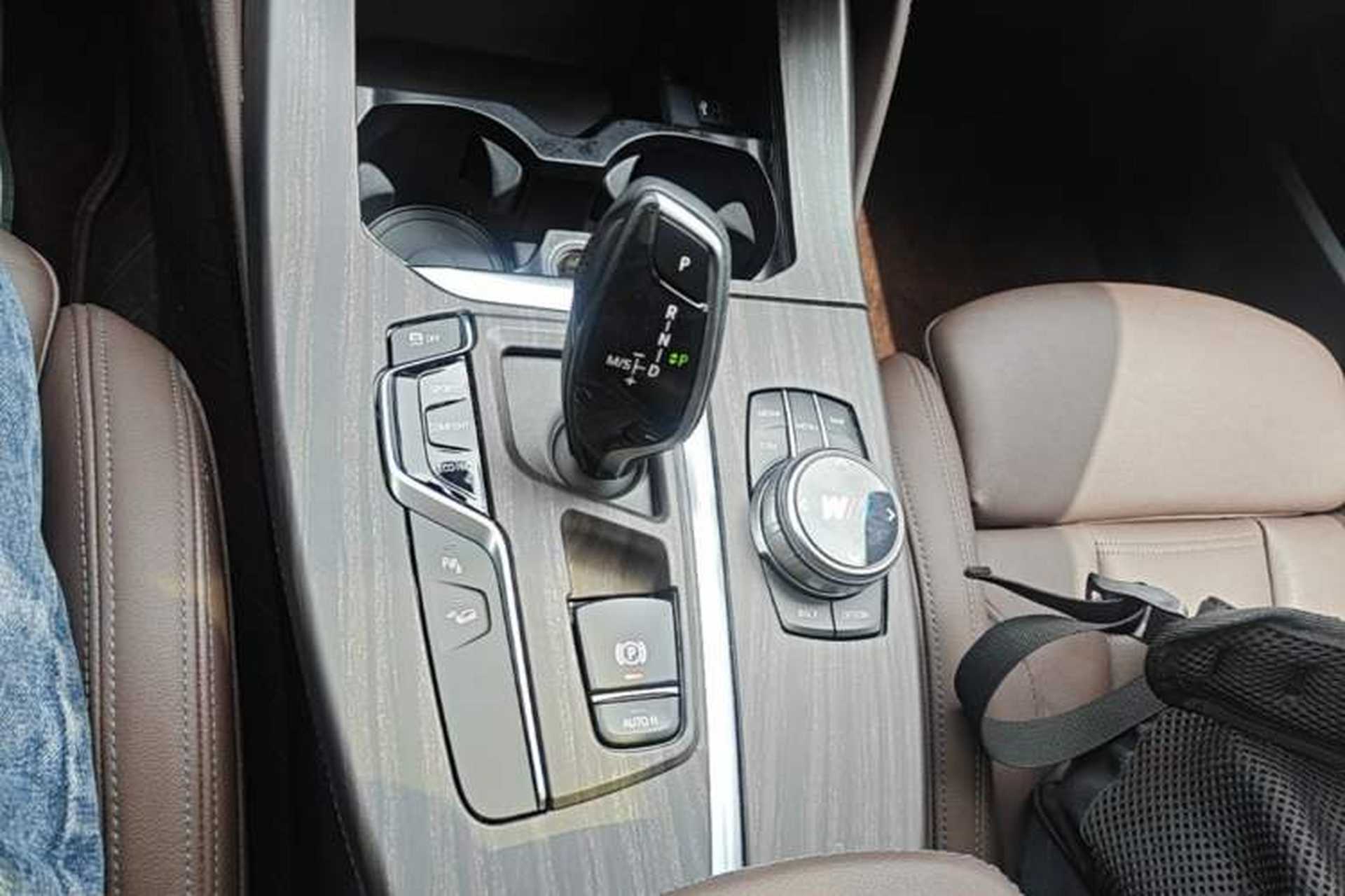 Used BMW X4 2019 xDrive25i M Sport Package Gear Lever