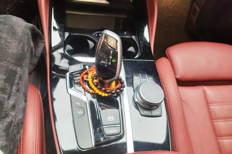 Used BMW X4 2019 xDrive25i M Sport Package Gear Lever