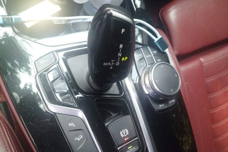 Used BMW X4 2019 xDrive25i M Sport Package Gear Lever