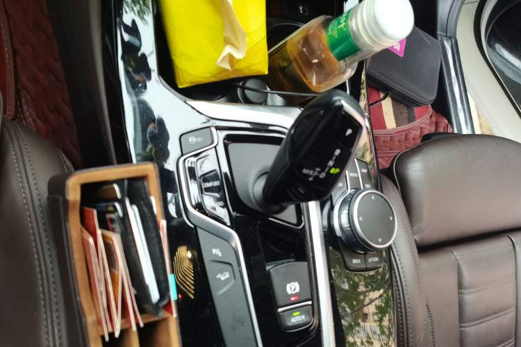 Used BMW X4 2019 xDrive25i M Sport Package Gear Lever