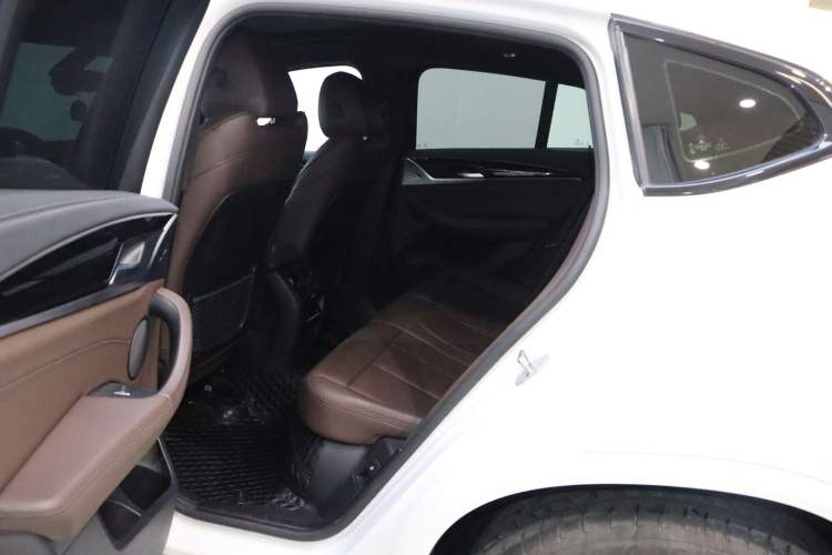 Used BMW X4 2019 xDrive25i M Sport Package Interior 2