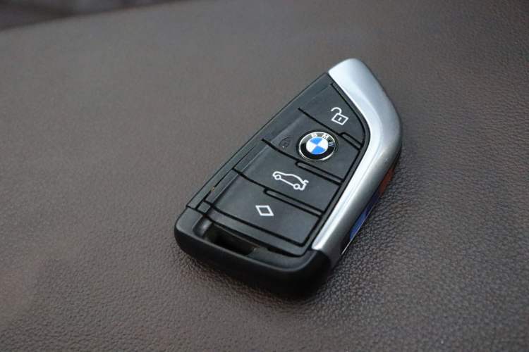 Used BMW X4 2019 xDrive25i M Sport Package Interior 4