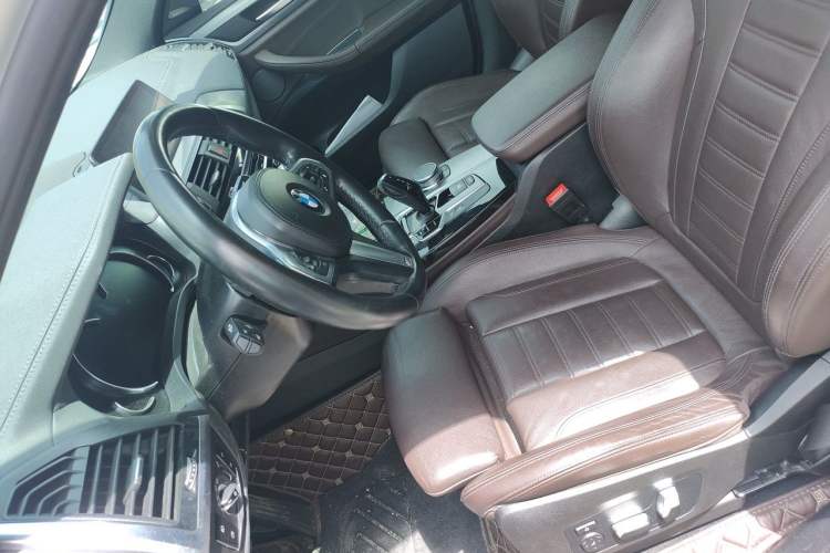 Used BMW X4 2019 xDrive30i M Sport Package Left Front Seat