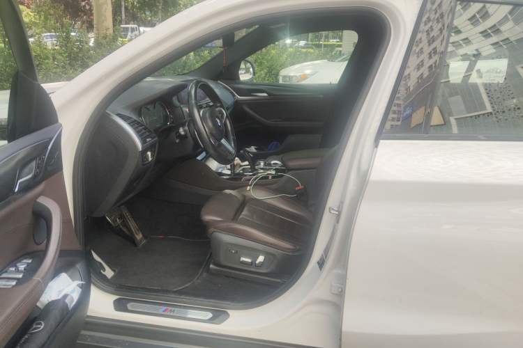 Used BMW X4 2019 xDrive25i M Sport Package Left Front Seat